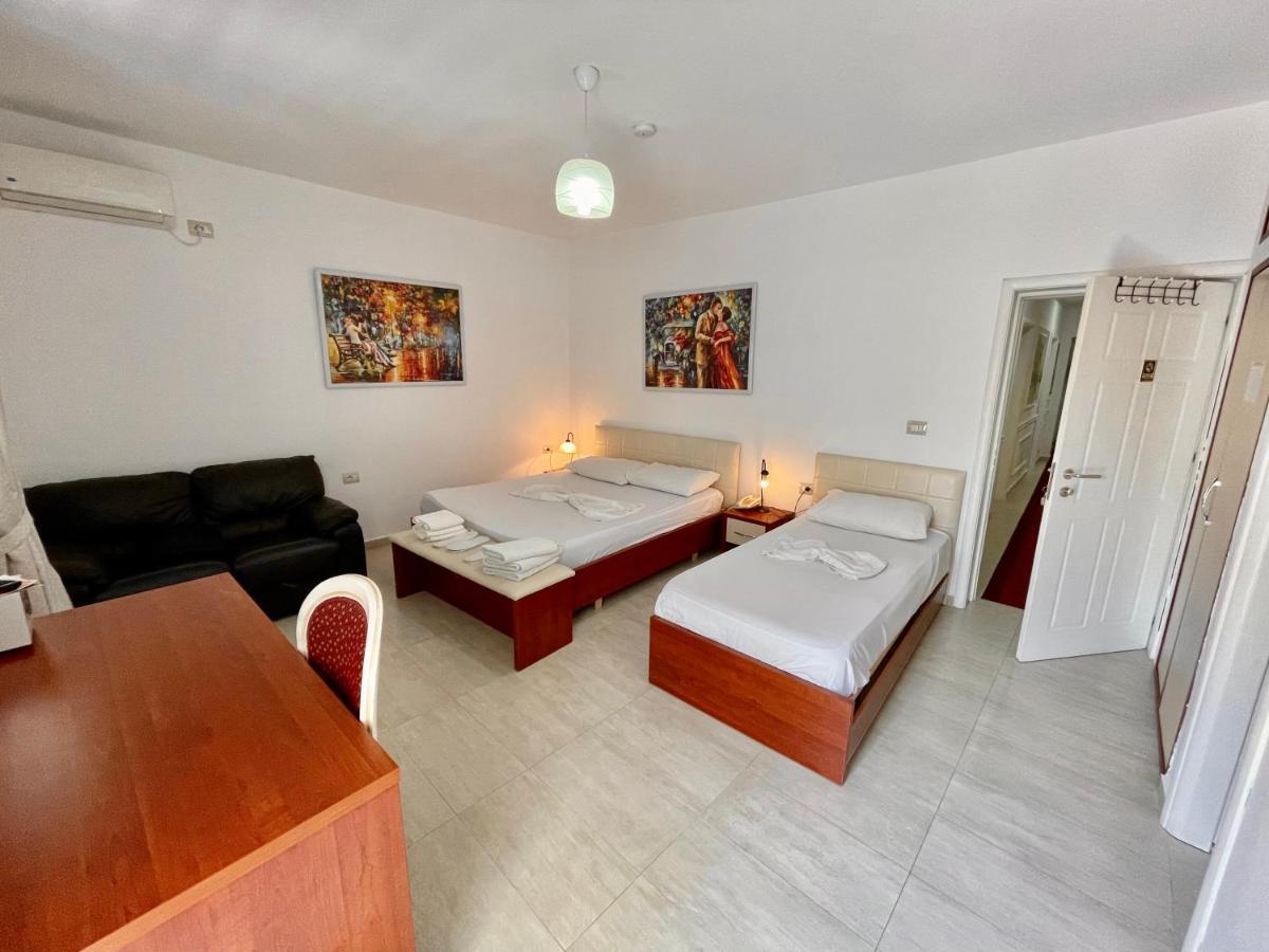 Vila Ada Hotel Tiranë Luaran gambar